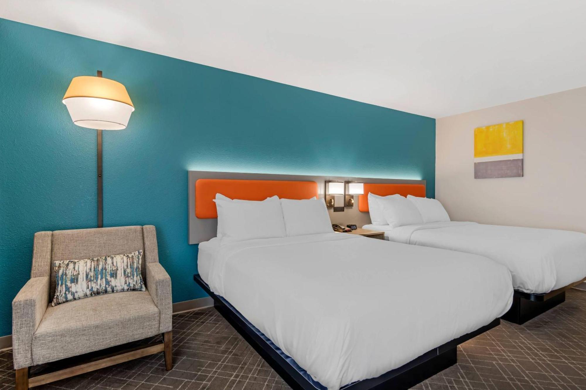 Double Room with Two Double Beds - Non-Smoking